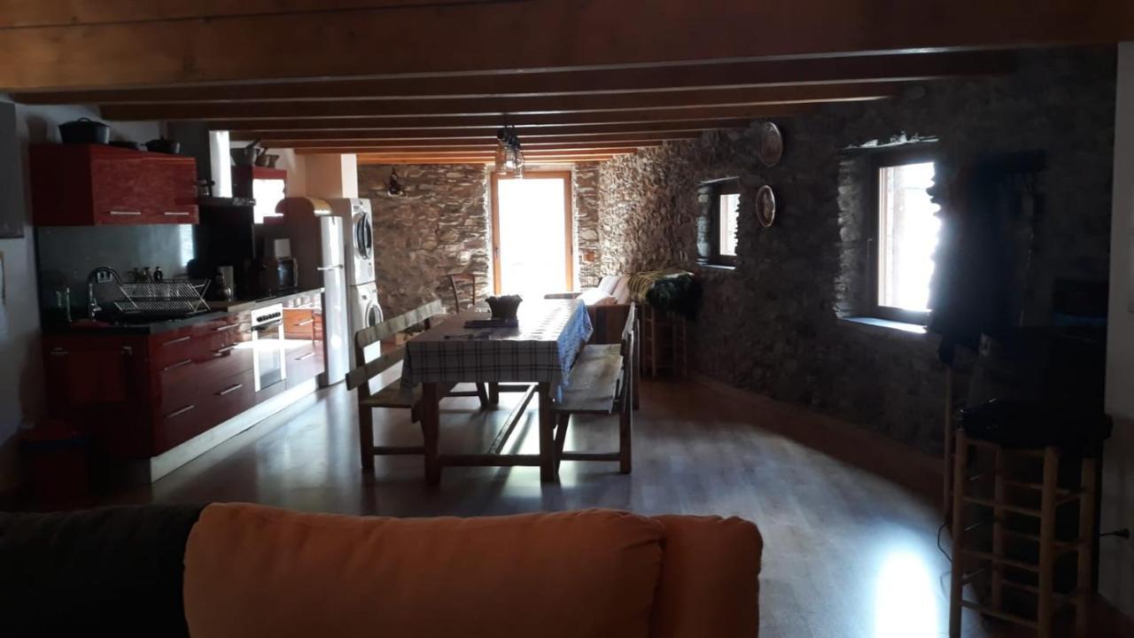 Casa Garrabet Apartment Durro Bagian luar foto